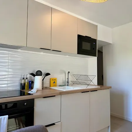 Appartement T3 Neuf, Clim, Terrasse, Parking Gratuit, Teletravail, Proche Tram - L'Escapade Du Lez Montpellier